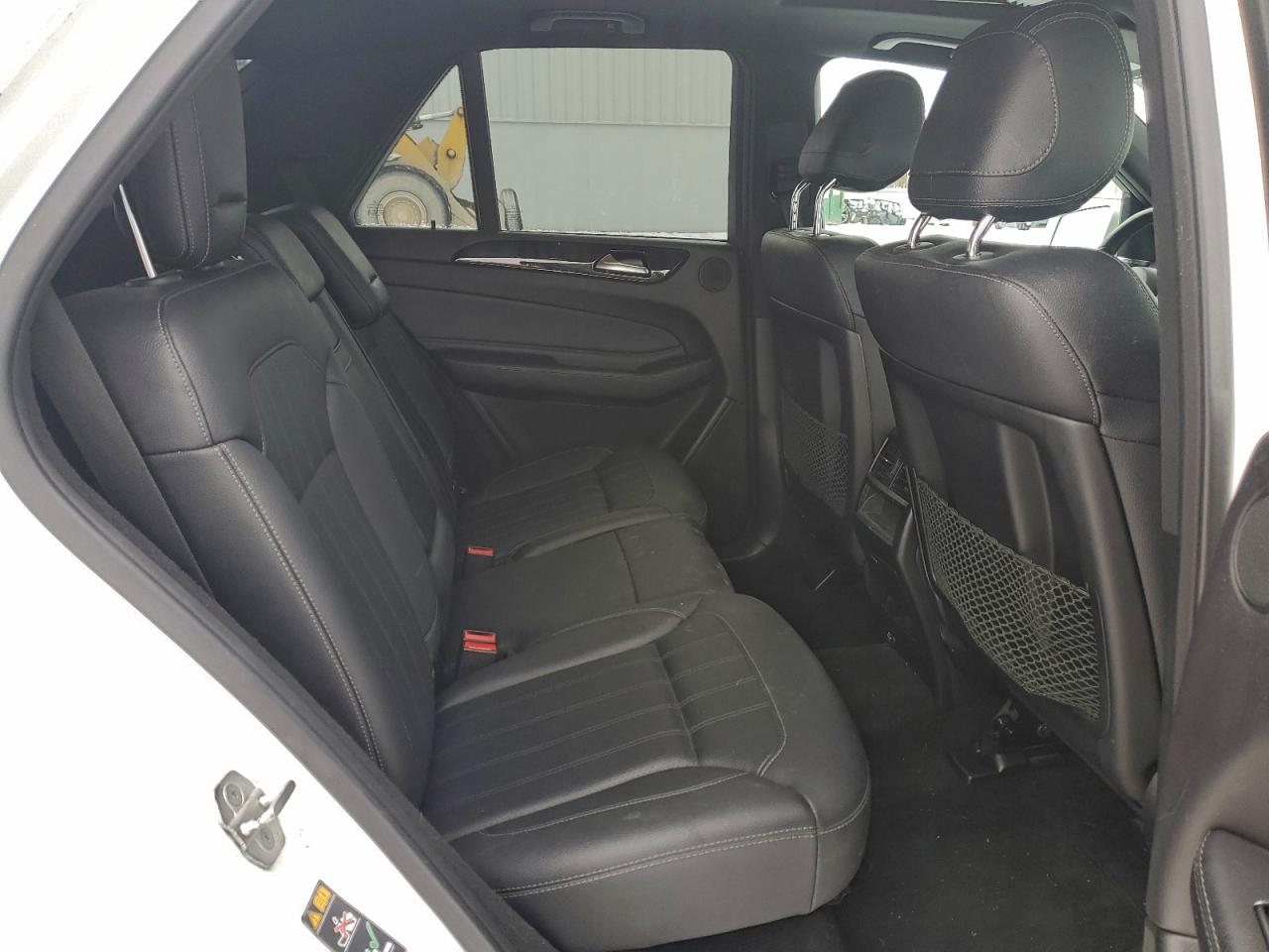 Фото: 4JGDA5HB6GA685607