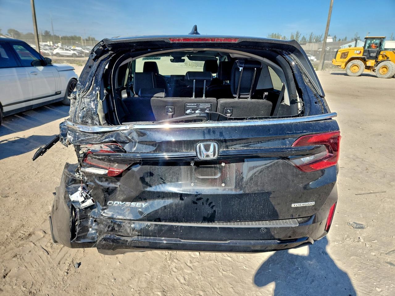 2025 Honda Odyssey Touring VIN: 5FNRL6H82SB041682 Lot: 95674495