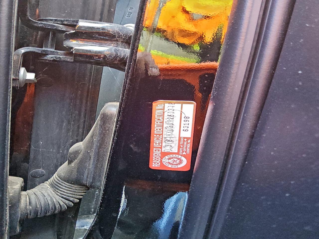 2018 Cadillac Escalade Esv Luxury VIN: 1GYS4HKJ3JR250342 Lot: 86900415