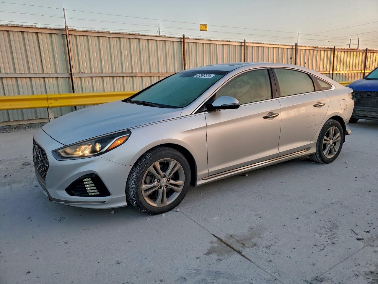 2018 Hyundai Sonata Sport VIN: 5NPE34AF9JH687796 Lot: 97597275