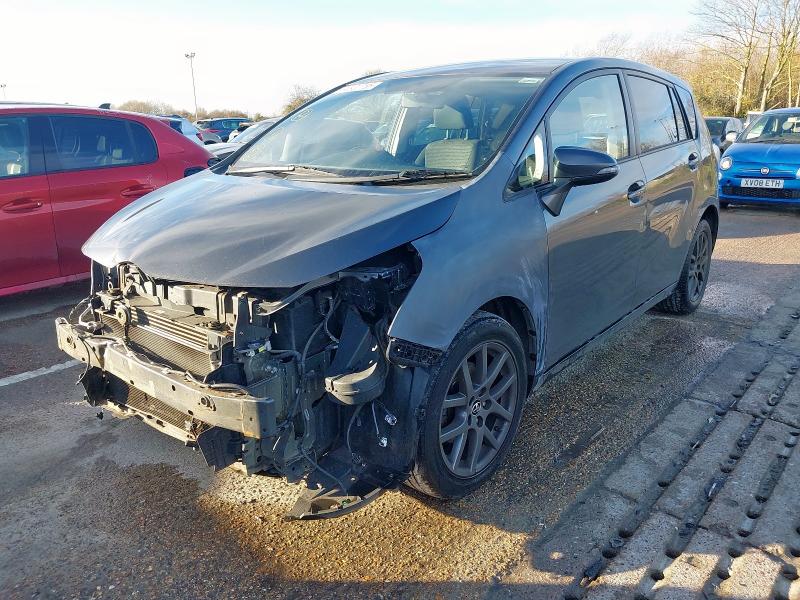 2016 TOYOTA VERSO 1.6 D-4D TREND 5DR for sale at Copart SANDWICH