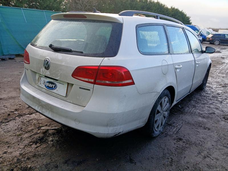 2013 VOLKSWAGEN PASSAT 1.6 TDI BLUEMOTION 5DR