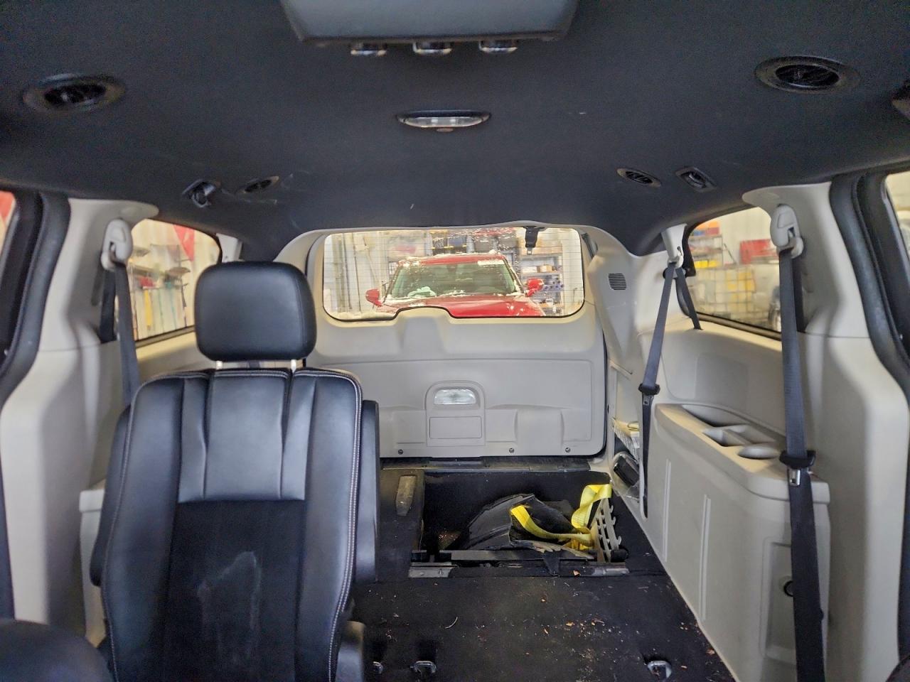 2018 Dodge Grand Caravan Sxt VIN: 2C4RDGCG6JR268393 Lot: 94949215