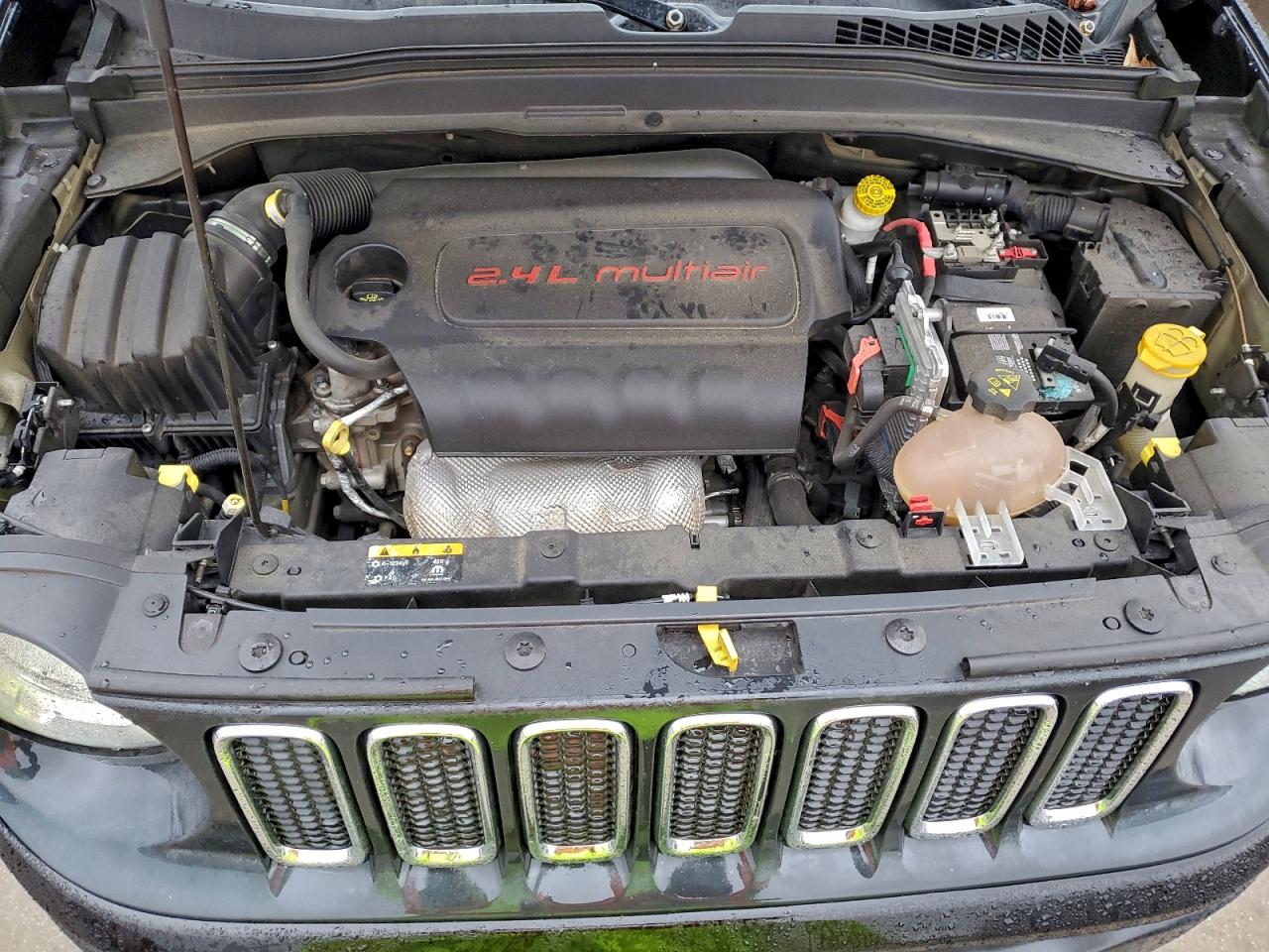 2017 Jeep Renegade Sport VIN: ZACCJBAB4HPF94040 Lot: 94231965