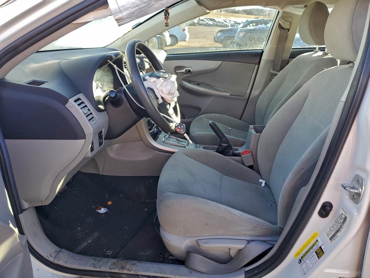 2013 Toyota Corolla Base VIN: 5YFBU4EE3DP145523 Lot: 94245405