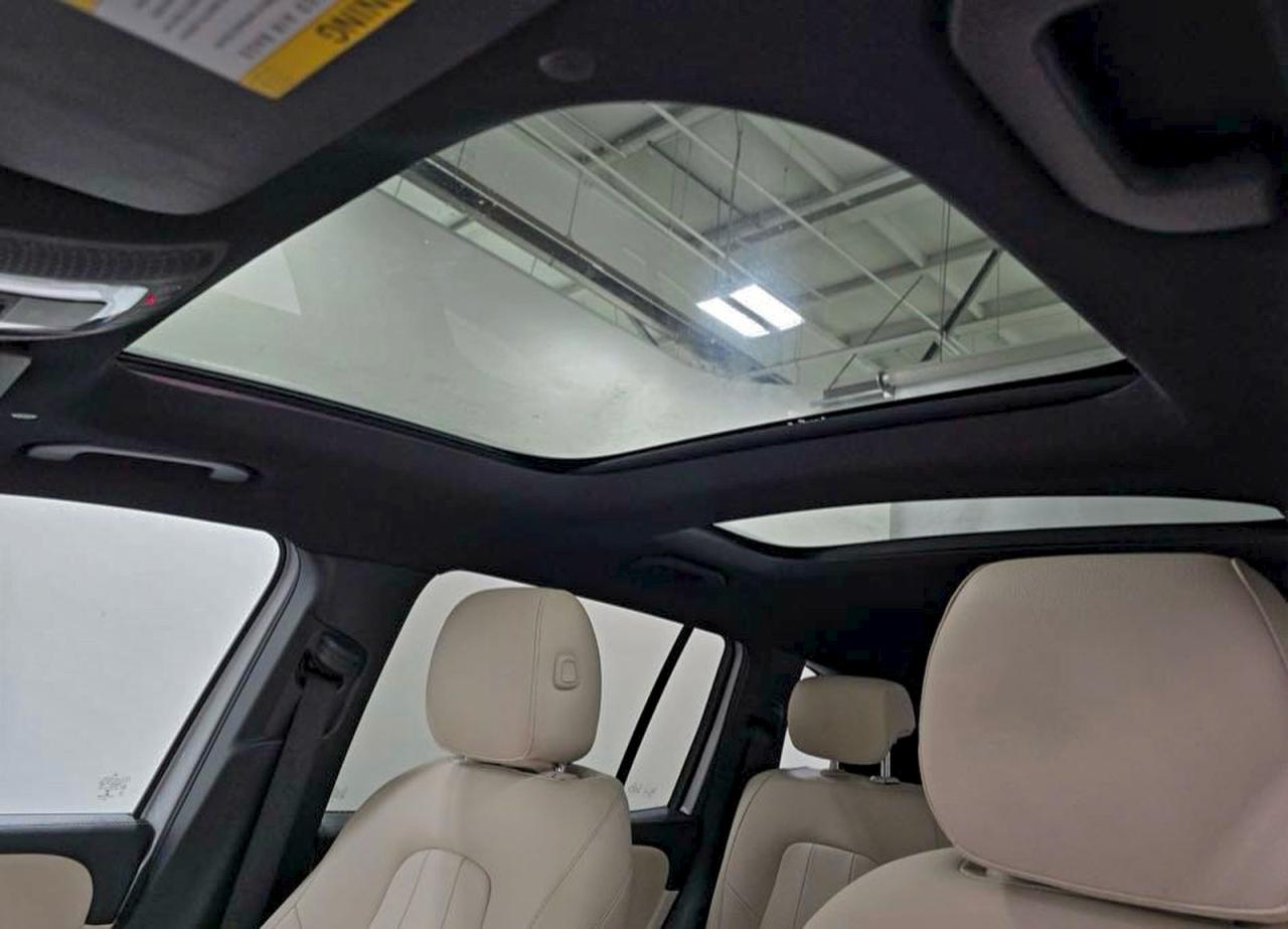 Фото: W1N4M4HB1MW112949