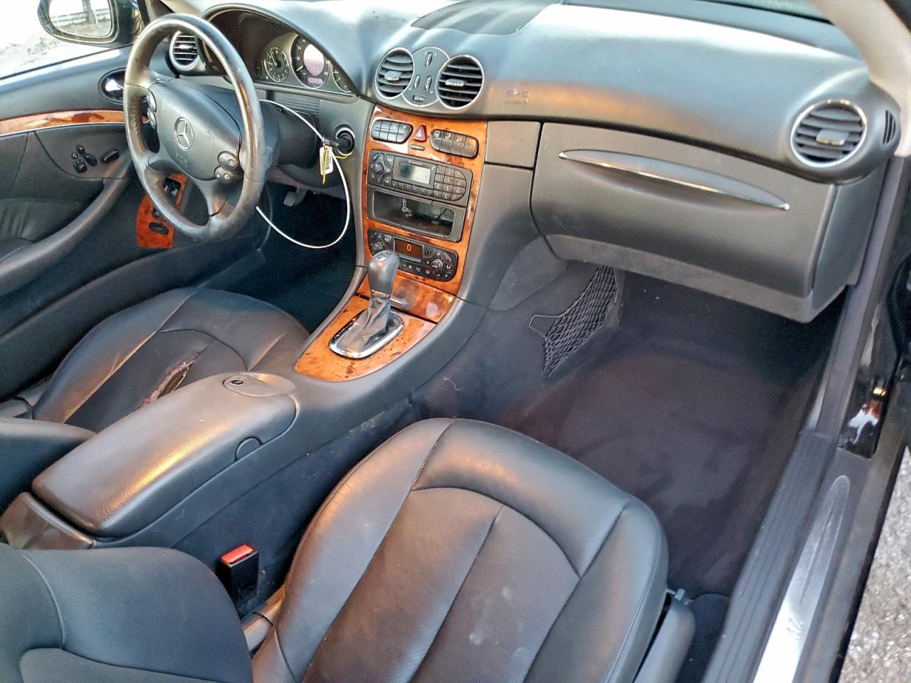 2004 Mercedes-Benz Clk 320C VIN: WDBTJ65J54F097776 Lot: 94674115