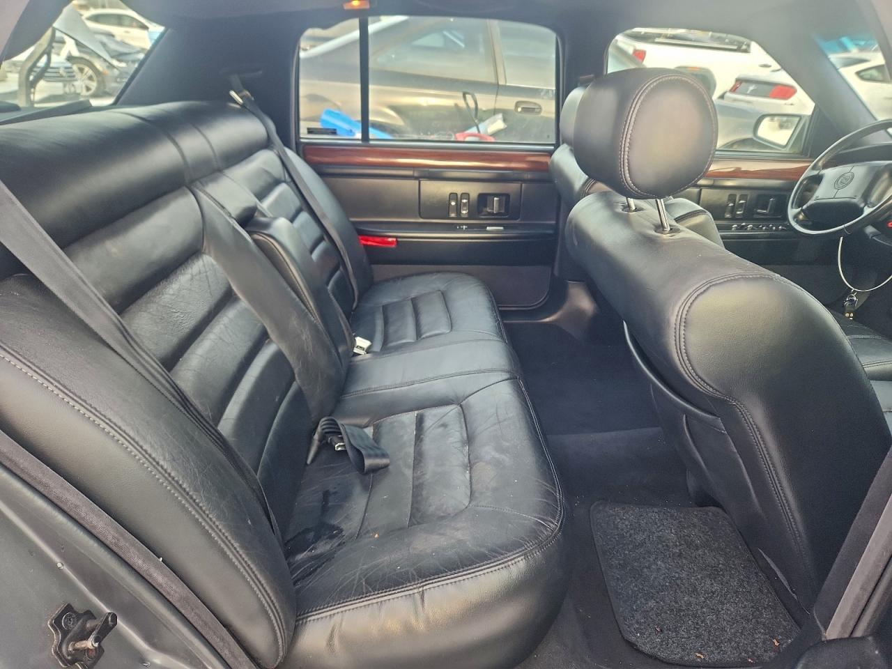 1994 Cadillac Deville VIN: 1G6KD52B5RU294061 Lot: 95712915