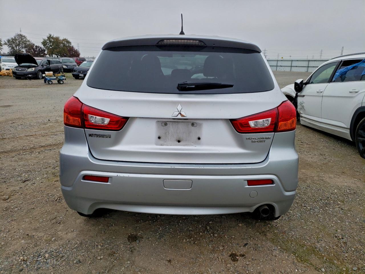 2011 Mitsubishi Outlander Sport Es VIN: JA4AP3AU2BZ007429 Lot: 96194725