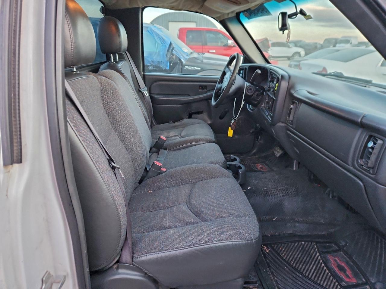 2005 Chevrolet Silverado C1500 VIN: 1GCEC14X85Z164836 Lot: 94949045