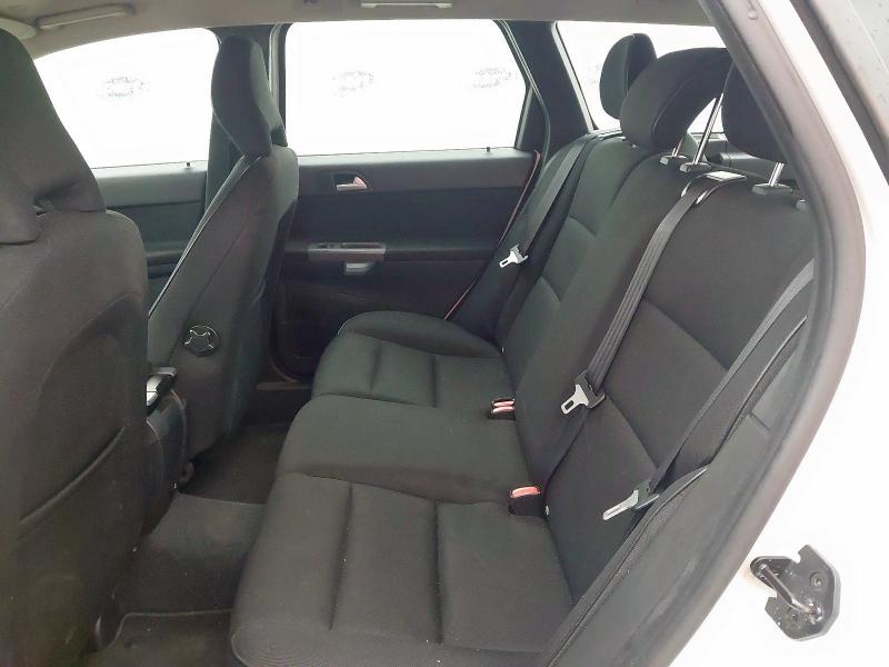 2011 VOLVO V50 D2 [115] ES 5DR