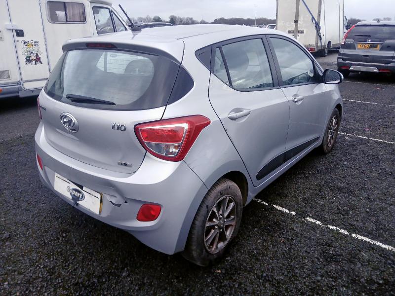 2015 HYUNDAI I10 1.2 PREMIUM 5DR