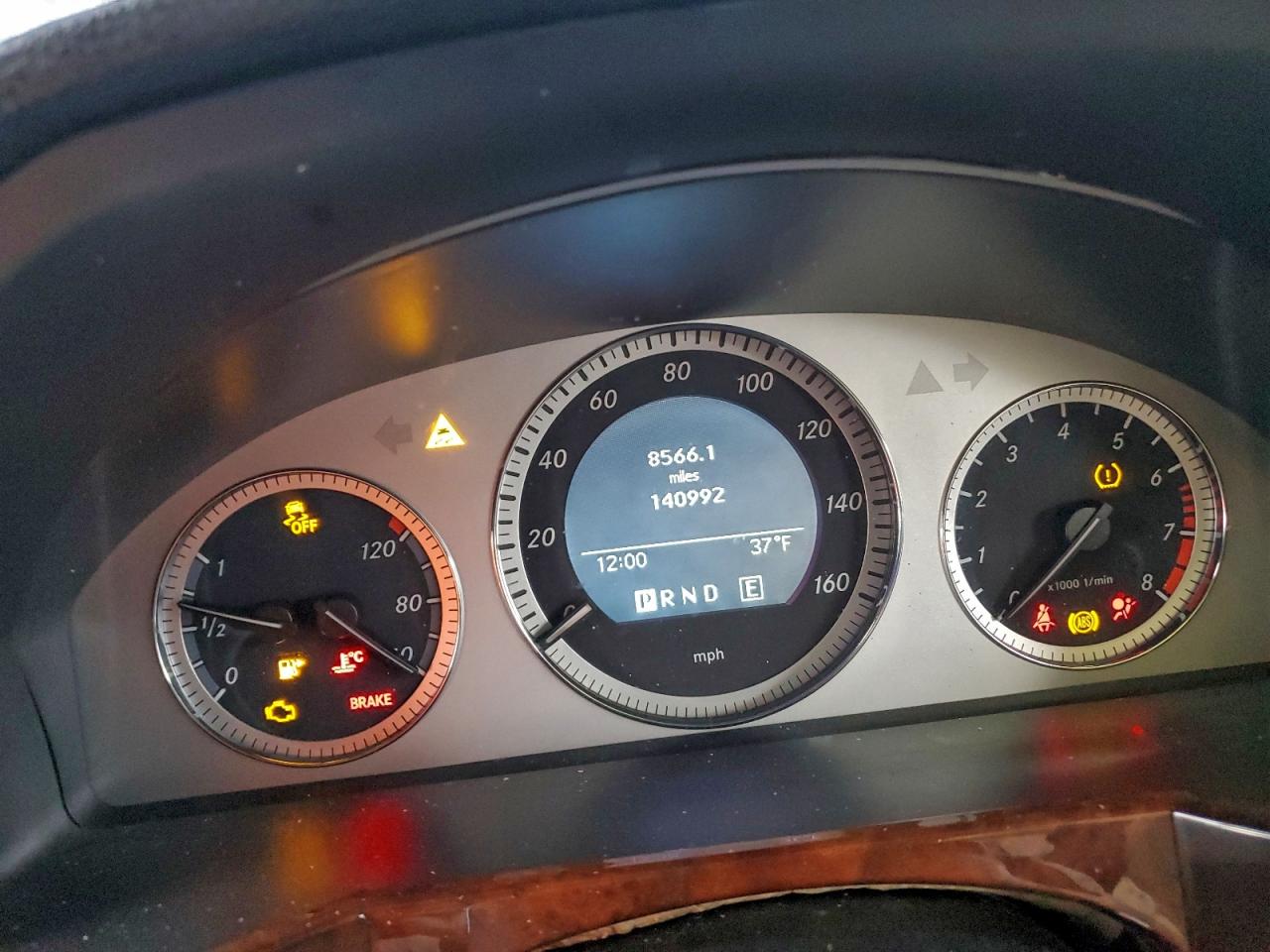 Фото: WDCGG8HB3CF930422