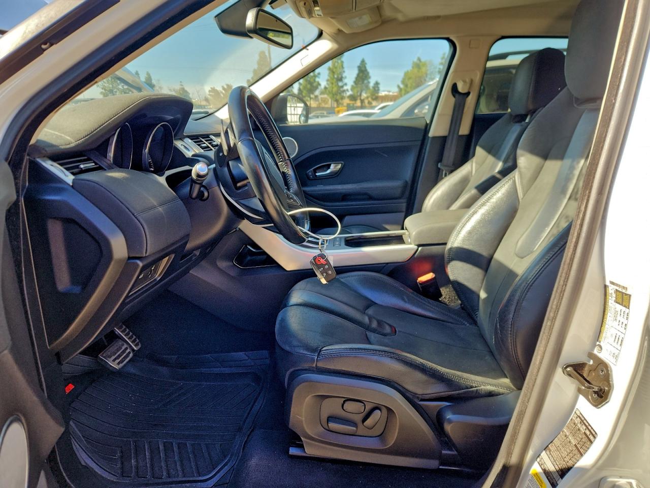 2015 Land Rover Range Rover Evoque Pure VIN: SALVN2BG1FH986106 Lot: 95112255