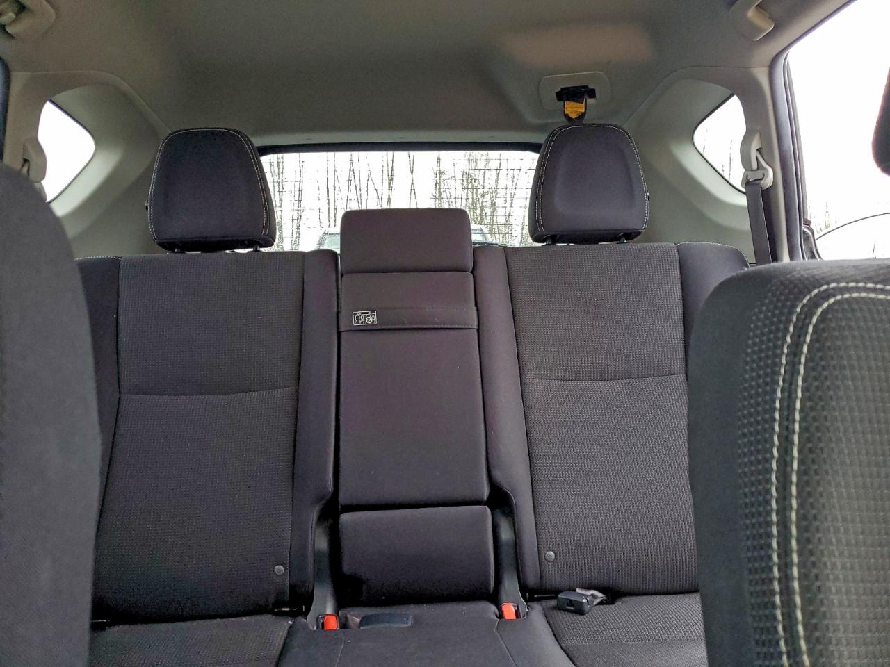 2018 Toyota Rav4 Hv Le VIN: JTMRJREV6JD213252 Lot: 95217325