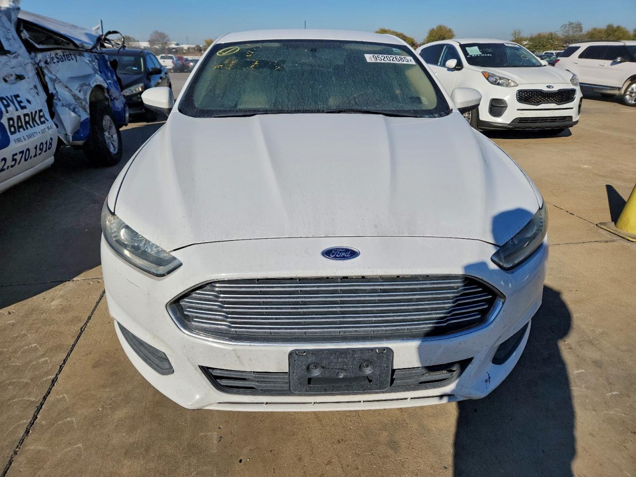 2015 Ford Fusion S VIN: 3FA6P0G70FR118251 Lot: 95202685