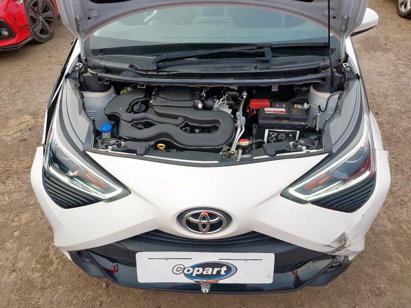 2019 TOYOTA AYGO 1.0 VVT-I X-PLAY 5DR X-SHIFT