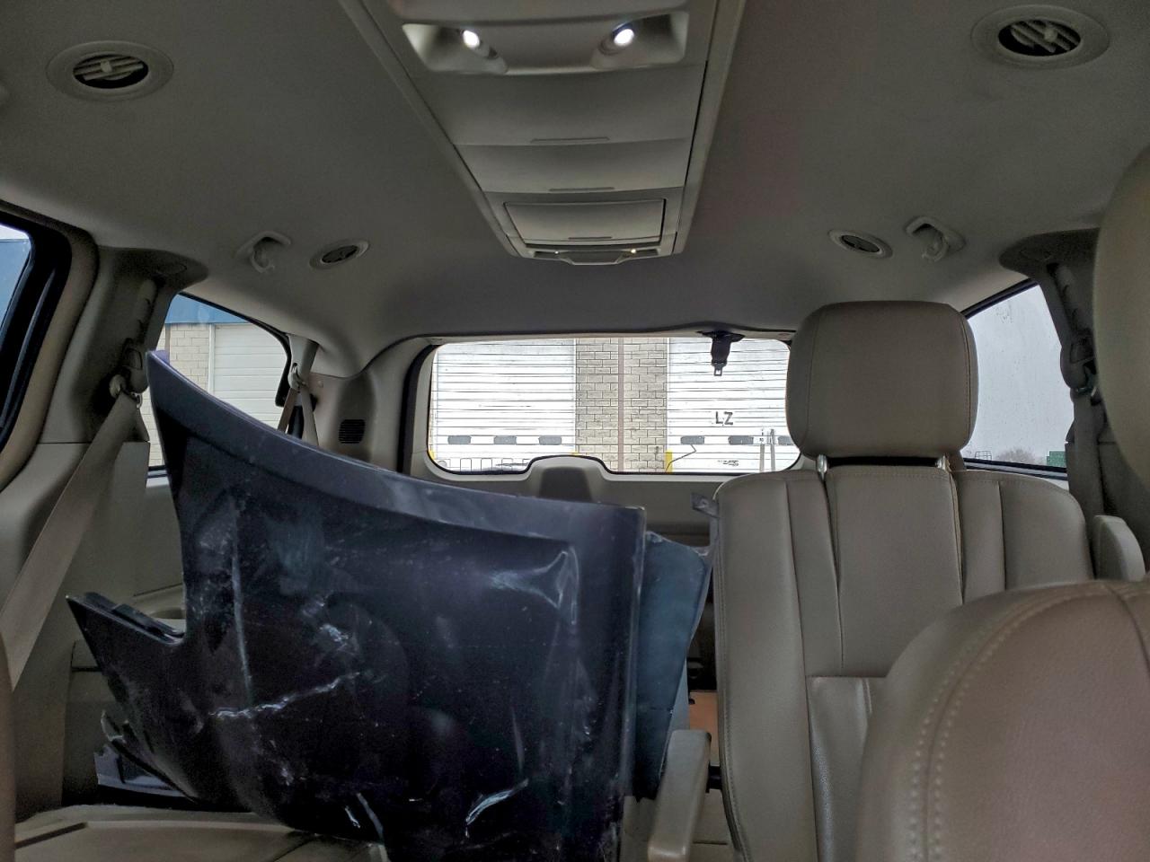 2016 Chrysler Town & Country Touring VIN: 2C4RC1BGXGR286468 Lot: 95966685