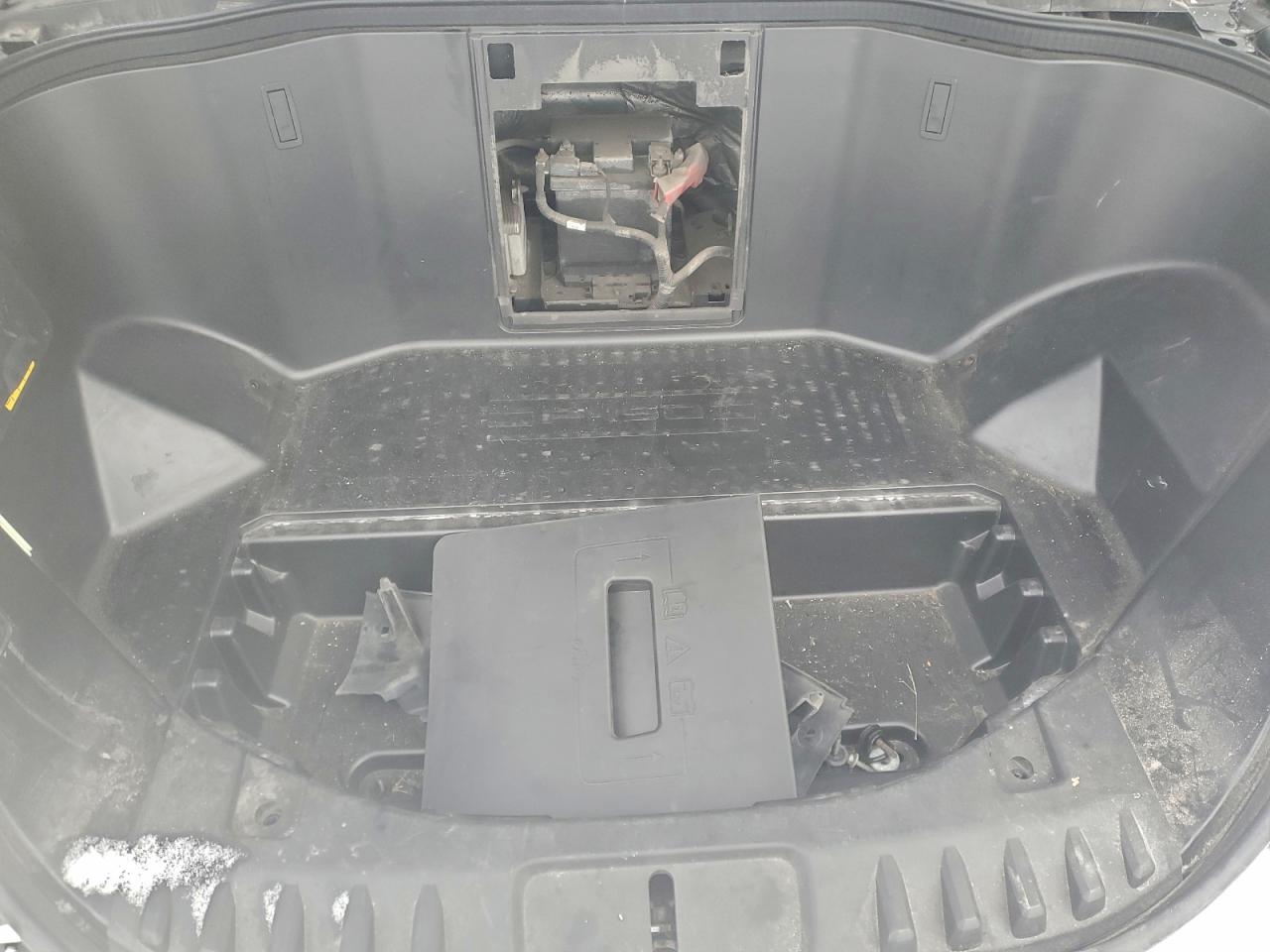 2022 Ford F150 Lightning Pro VIN: 1FTVW1EV4NWG06047 Lot: 92846135