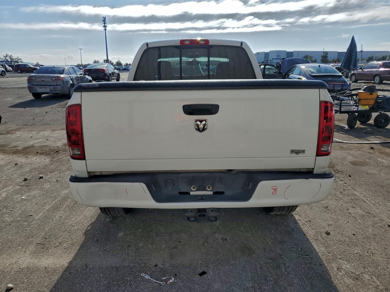 2005 Dodge Ram 1500 St VIN: 1D7HA18D85S137489 Lot: 94355945