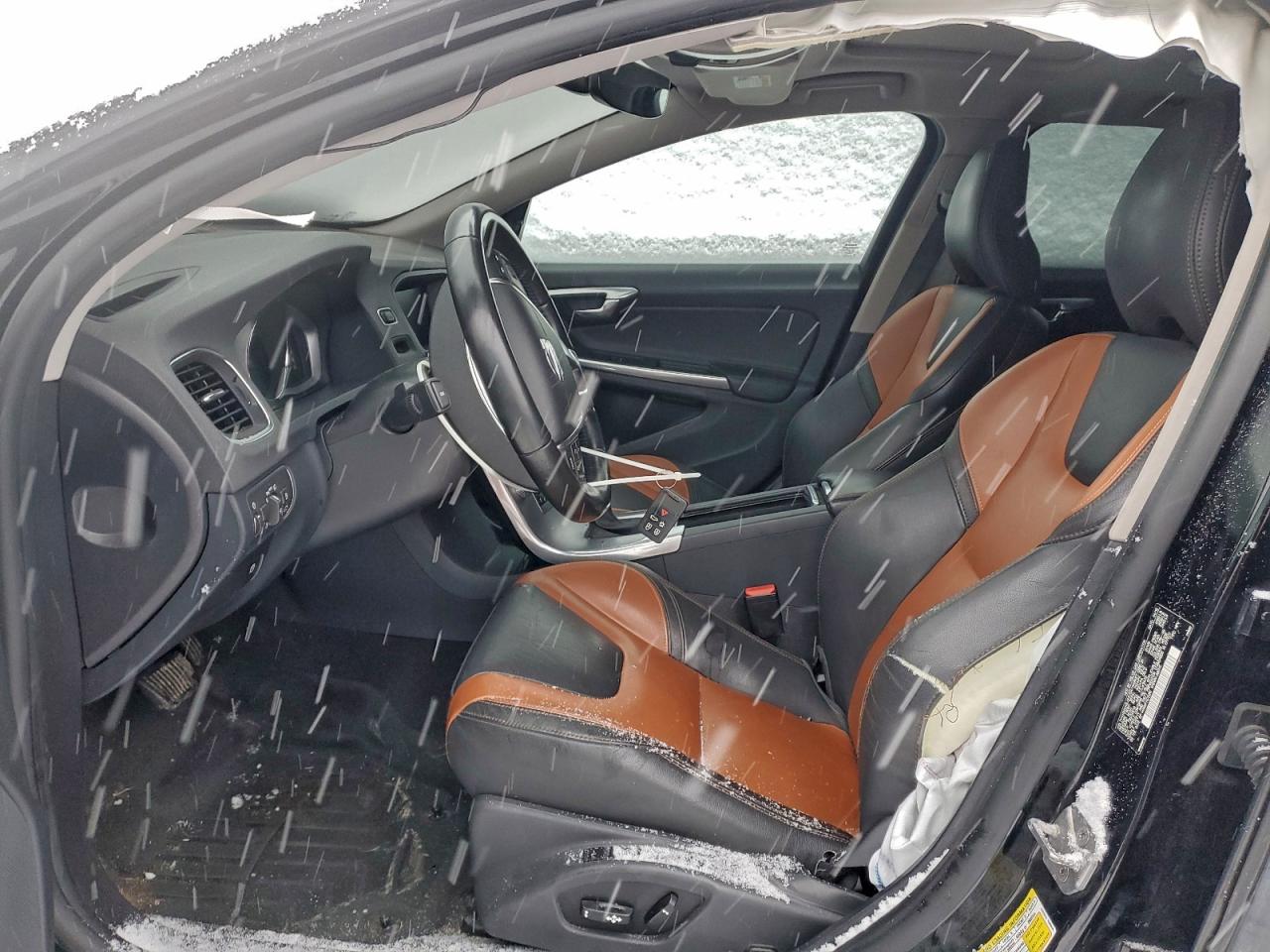 2018 Volvo V60 Cross Country Premier VIN: YV440MWK6J2057047 Lot: 93893305