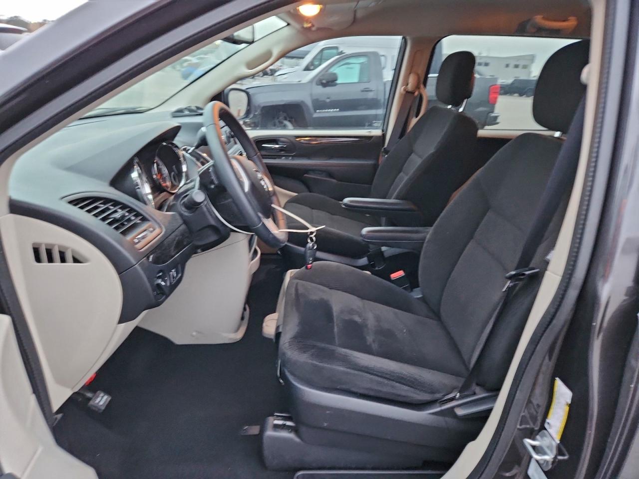 2016 Dodge Grand Caravan Se VIN: 2C4RDGBG5GR118110 Lot: 95492455