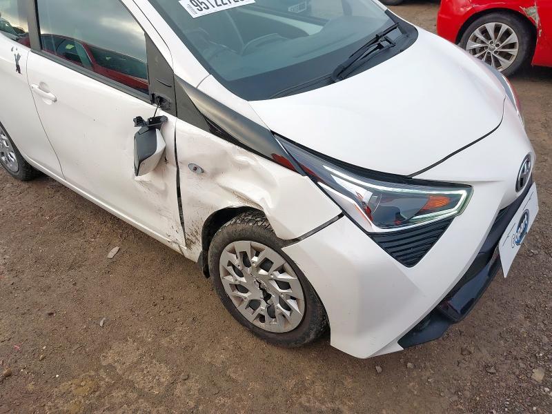 2019 TOYOTA AYGO 1.0 VVT-I X-PLAY 5DR X-SHIFT