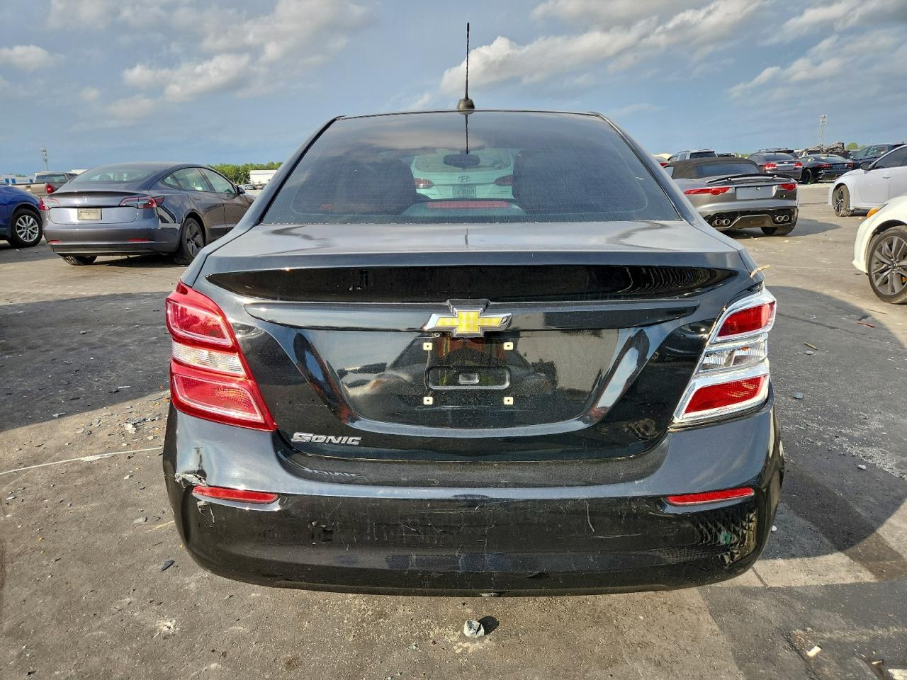 2017 Chevrolet Sonic Ls VIN: 1G1JB5SHXH4169373 Lot: 95703085