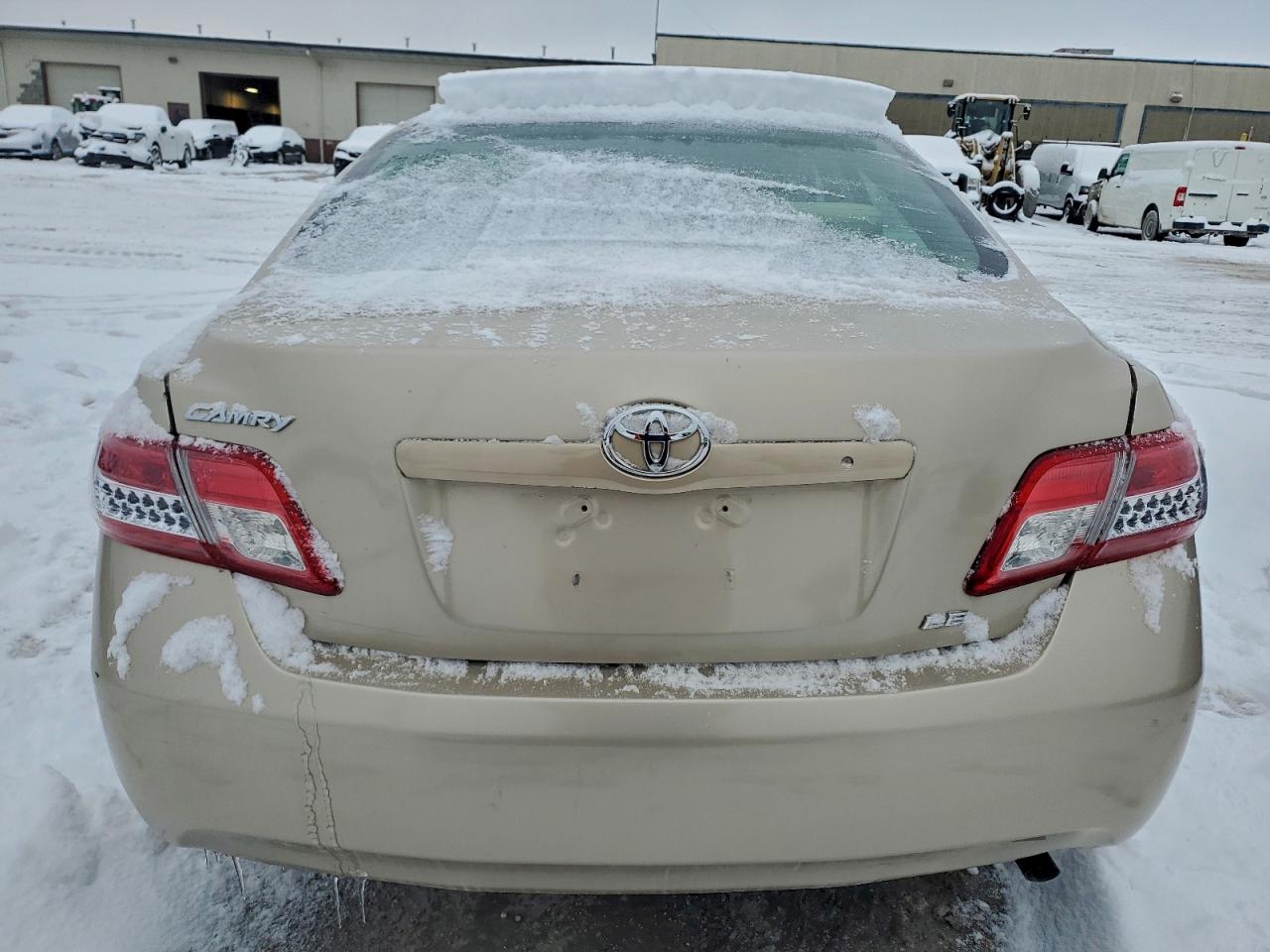 2010 Toyota Camry Base VIN: 4T4BF3EKXAR063671 Lot: 94182515