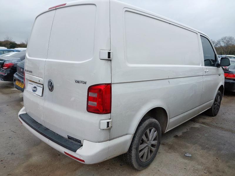 2017 VOLKSWAGEN TRANSPORTER 2.0 TDI BMT 102 TRENDLINE VAN EURO 6