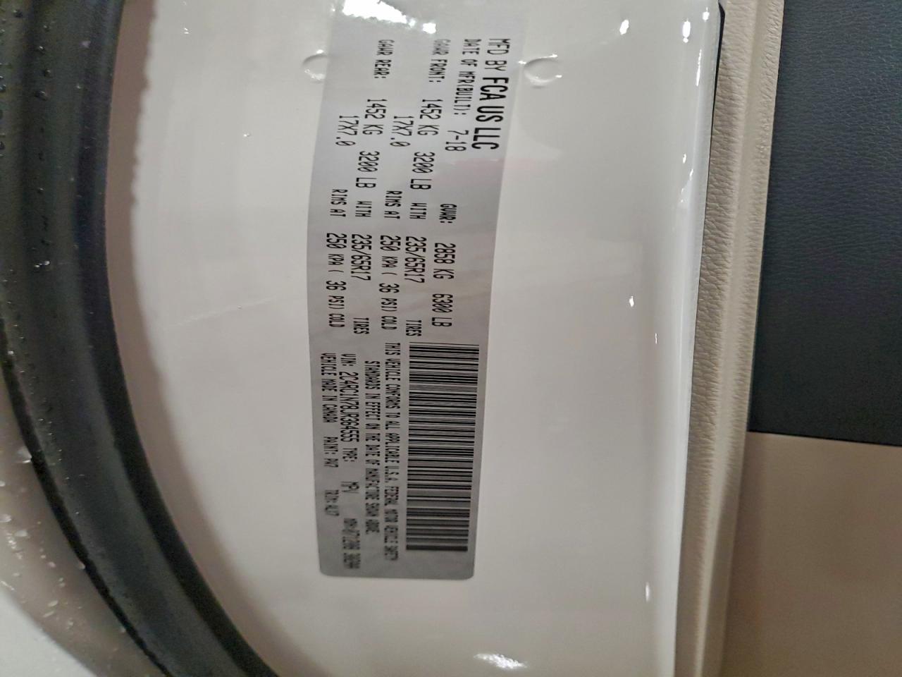 2018 Chrysler Pacifica Hybrid Limited VIN: 2C4RC1N78JR364555 Lot: 95448865