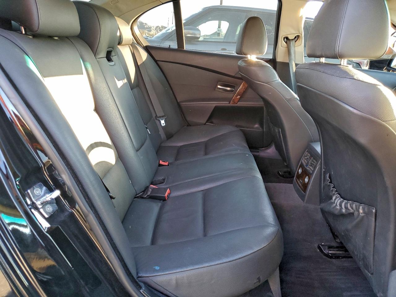 Фото: WBANE73507CM53970