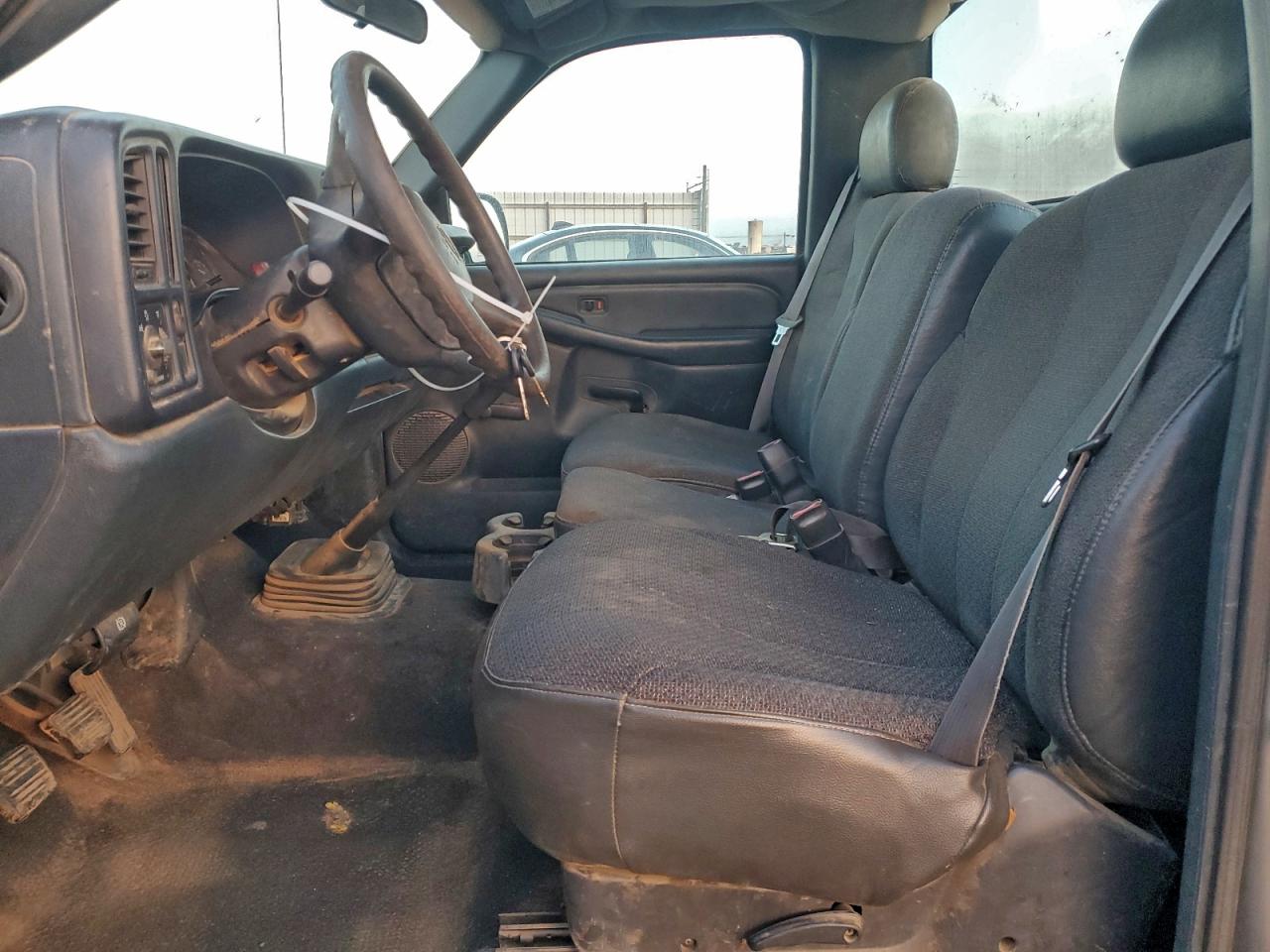 2001 Chevrolet Silverado C1500 VIN: 1GCEC14W51Z203450 Lot: 95702775