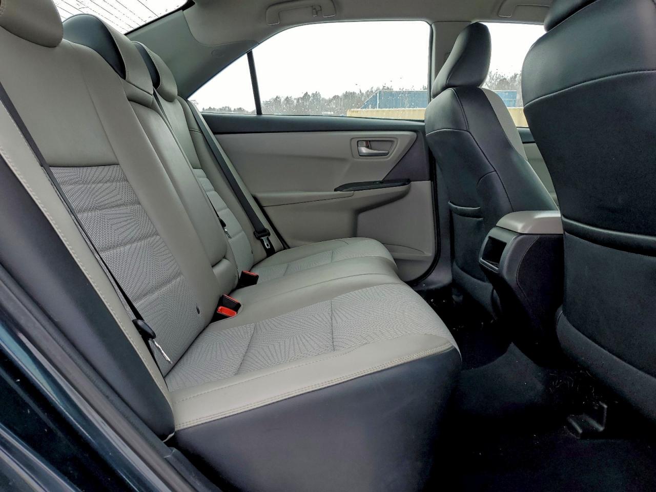 2016 Toyota Camry Le VIN: 4T1BF1FK1GU242476 Lot: 94962295