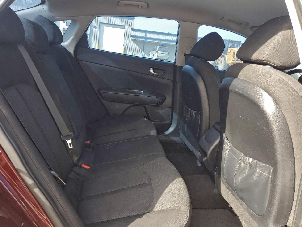 2017 Kia Optima Lx VIN: 5XXGT4L34HG156961 Lot: 96943365