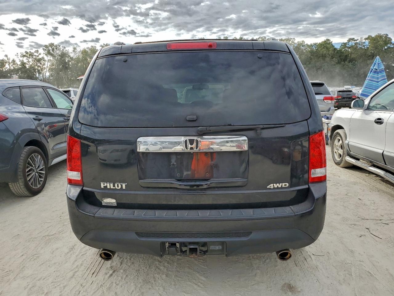 2012 Honda Pilot Exln VIN: 5FNYF4H7XCB017744 Lot: 93990825