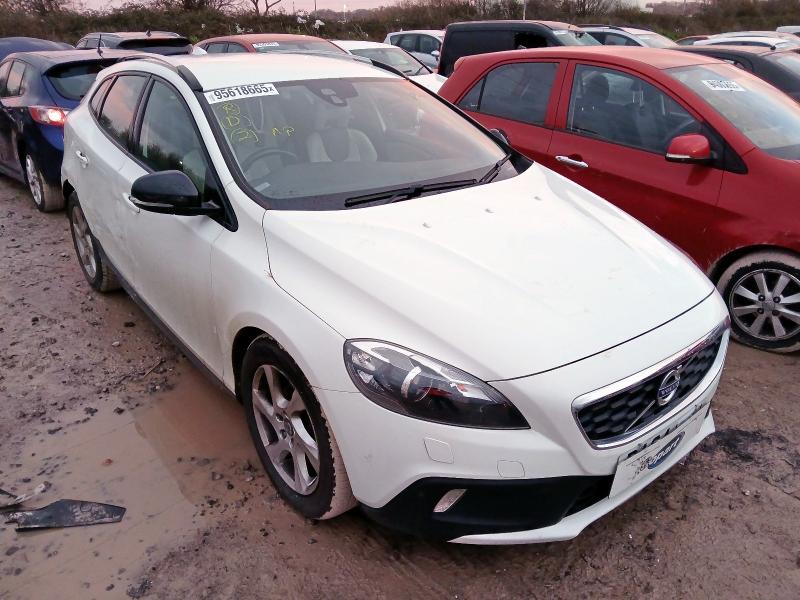 2014 VOLVO V40 D2 CROSS COUNTRY LUX 5DR POWERSHIFT