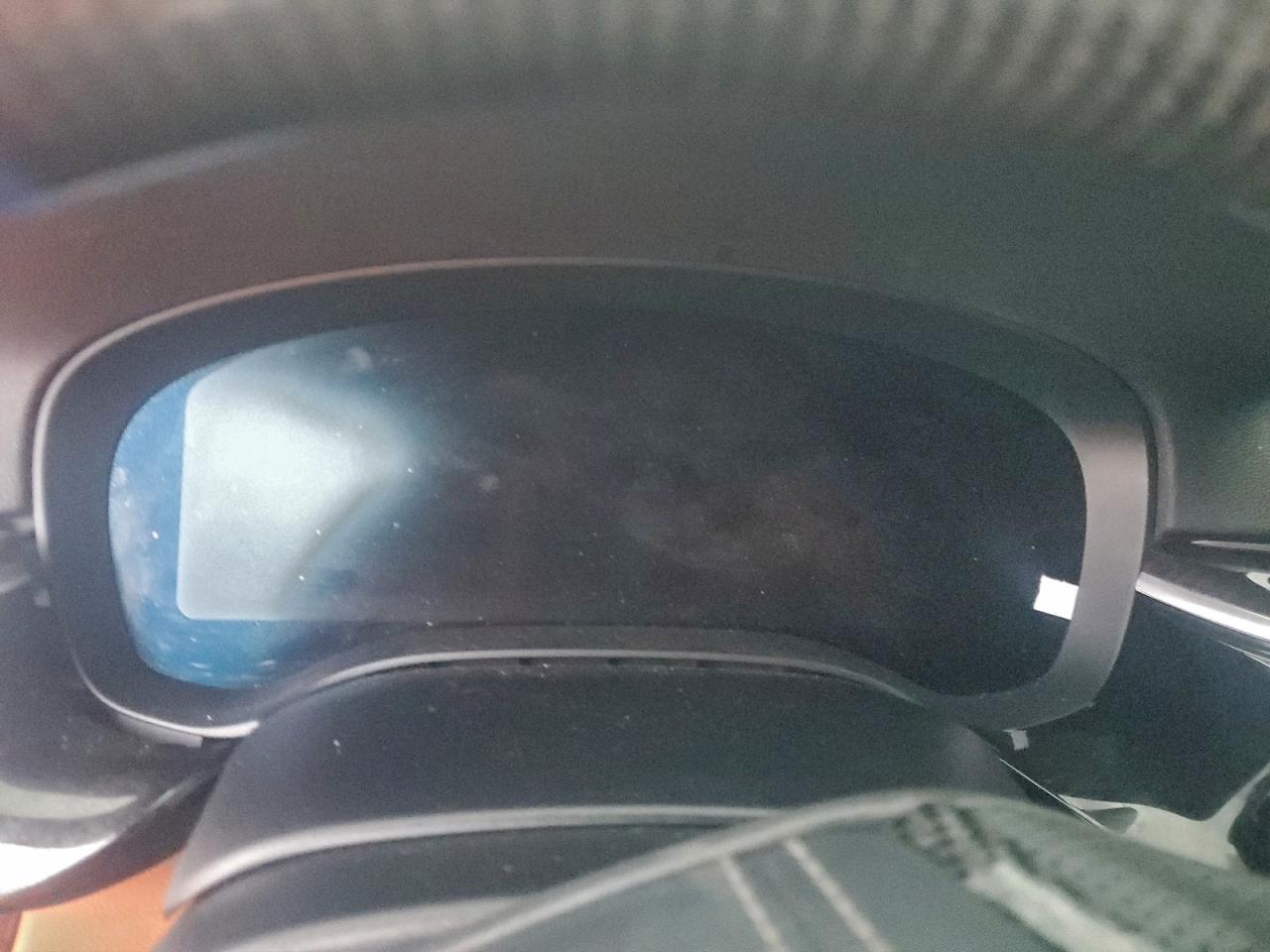 Фото: WBA13BJ0XNWX66938