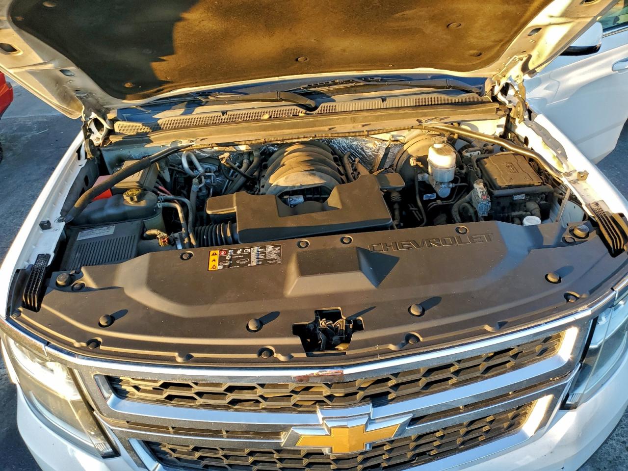 2018 Chevrolet Tahoe C1500 Lt VIN: 1GNSCBKC9JR283974 Lot: 96308695