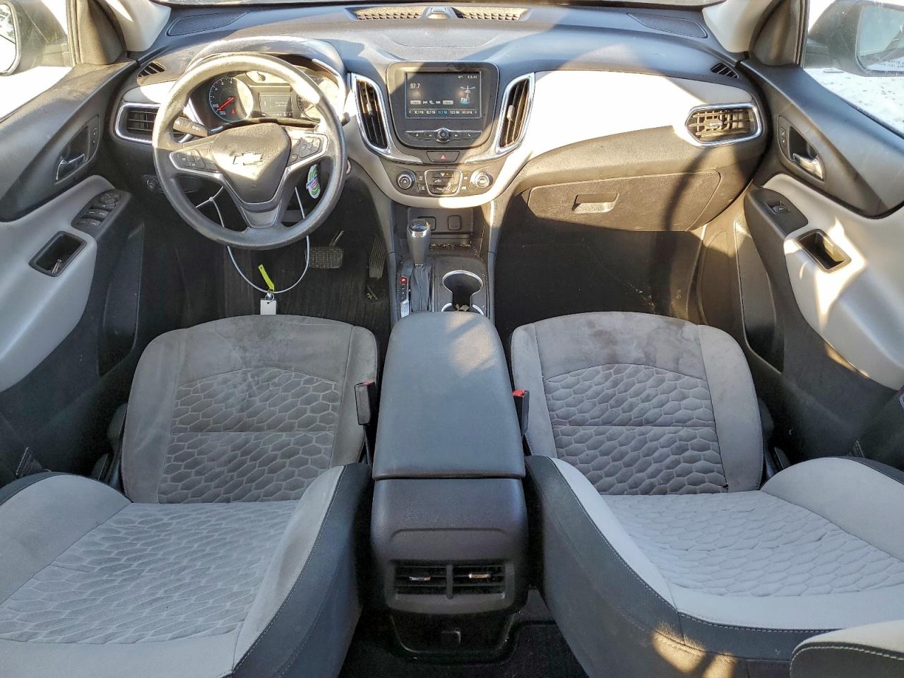 2018 Chevrolet Equinox Ls VIN: 3GNAXHEV3JL113049 Lot: 95452245