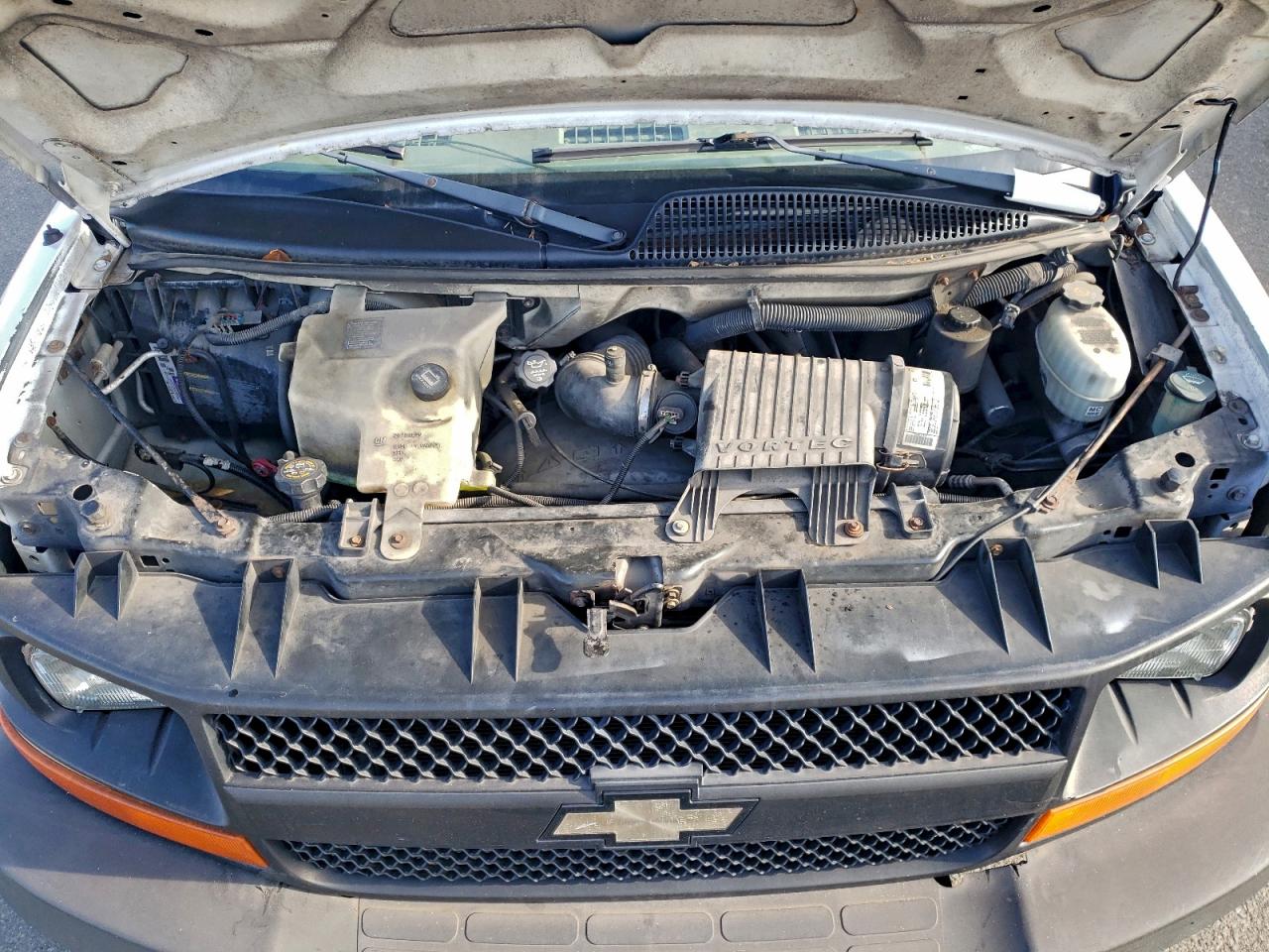 2003 Chevrolet Express G1500 Delivery Van VIN: 1GCFG15X331159823 Lot: 95272185