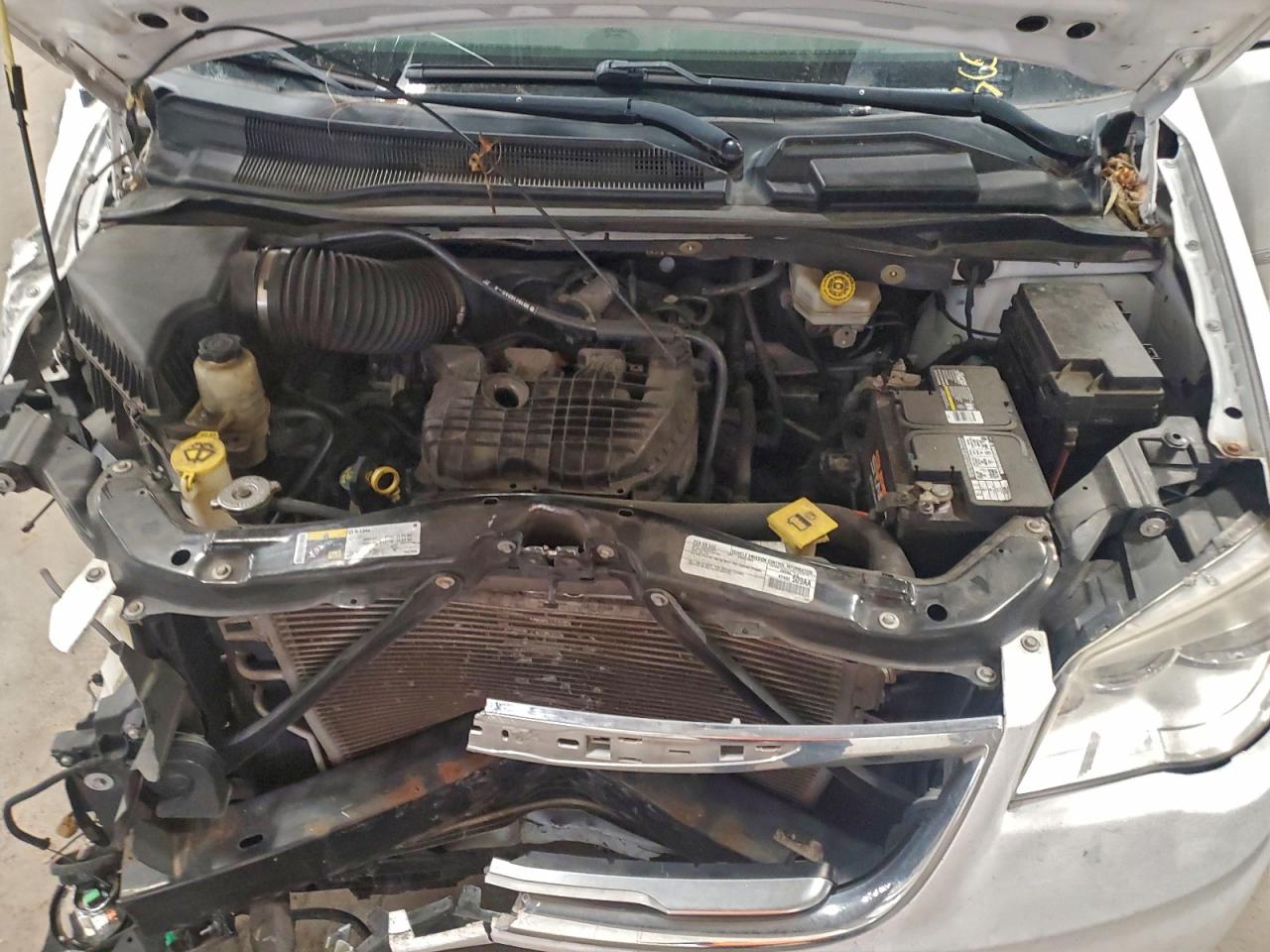 2016 Chrysler Town & Country Touring VIN: 2C4RC1BG0GR301737 Lot: 94415505