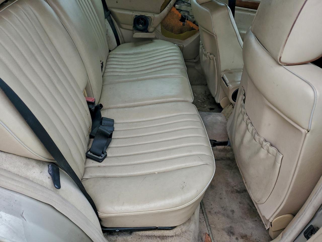 1994 Mercedes-Benz E 320 VIN: WDBEA92E8RF282557 Lot: 95808475