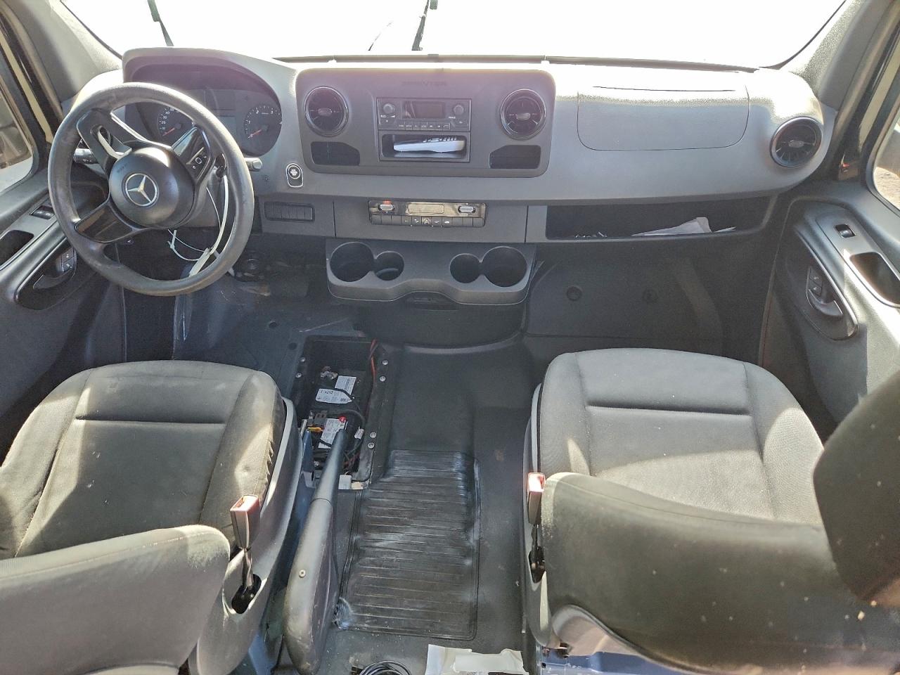 2019 Mercedes-Benz Sprinter 2500/3500 VIN: WD4PF1CD9KP142784 Lot: 95691255