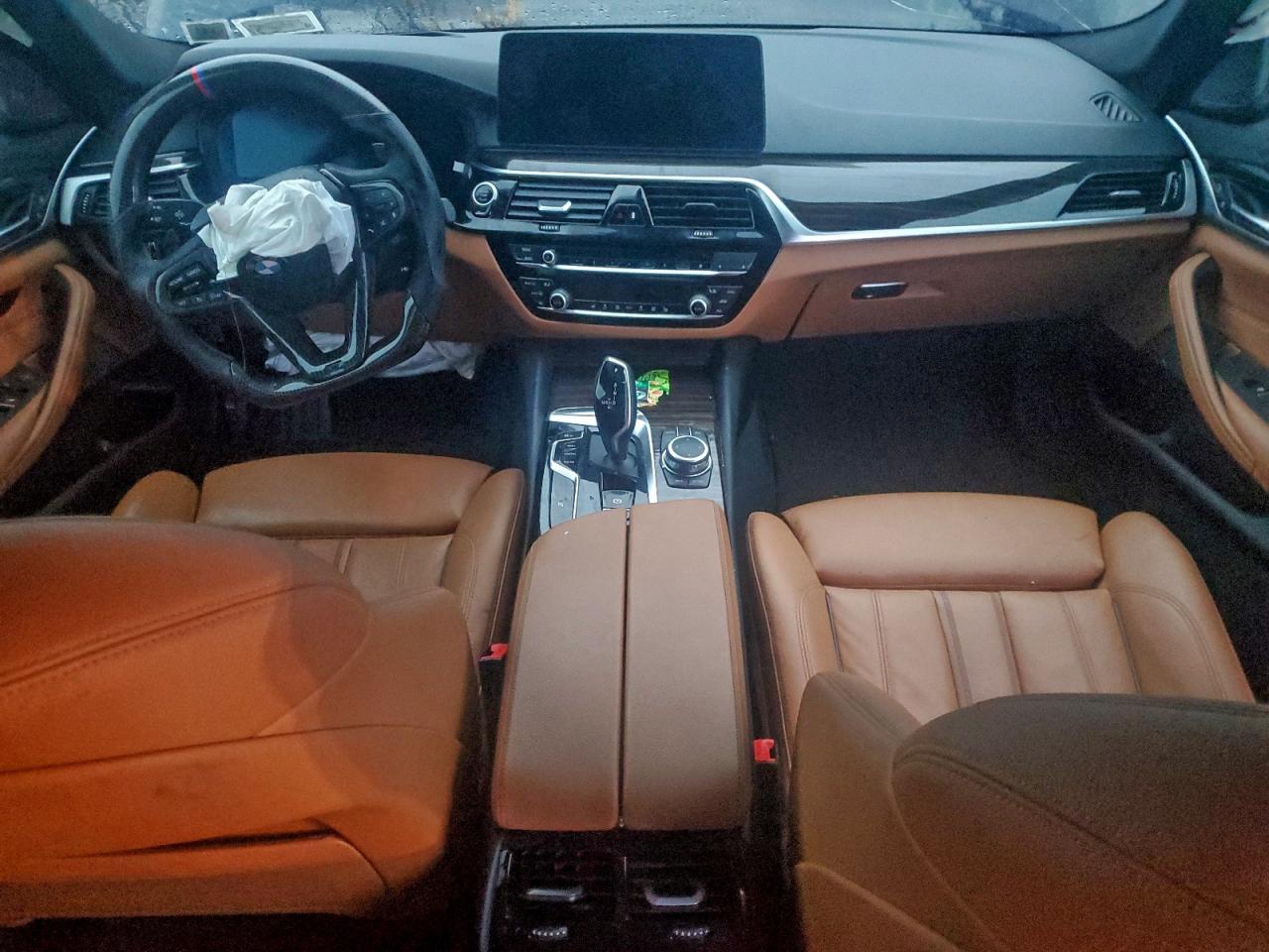 Фото: WBA13BJ0XNWX66938