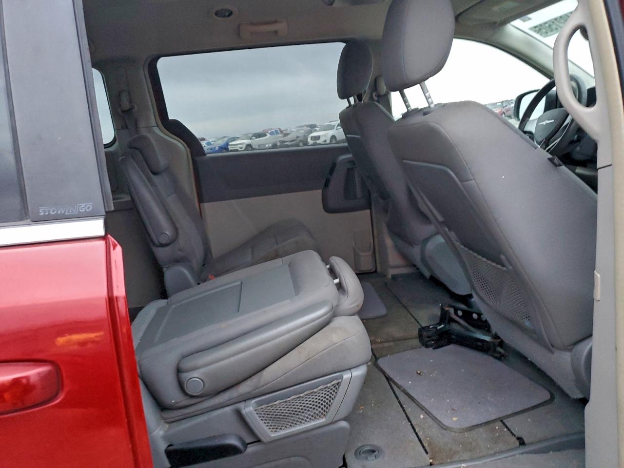 2009 Chrysler Town & Country Touring VIN: 2A8HR54199R552181 Lot: 94921505