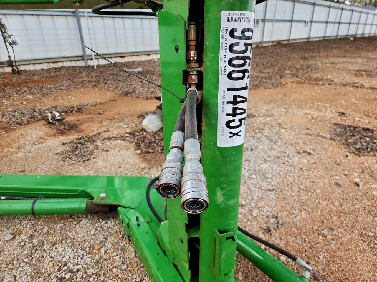 2022 John Deere 520M VIN: 1P0520MXLND096821 Lot: 95661445