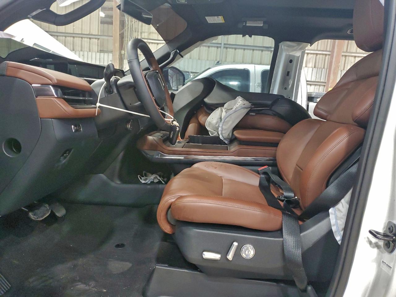 2025 Lincoln Navigator Reserve VIN: 5LMJJ2LG9SEL16050 Lot: 94525105