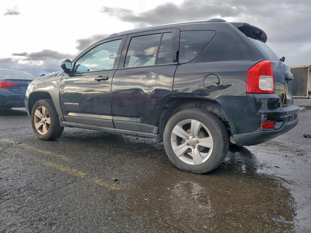 2012 Jeep Compass Latitude VIN: 1C4NJCEA2CD554305 Lot: 97970175