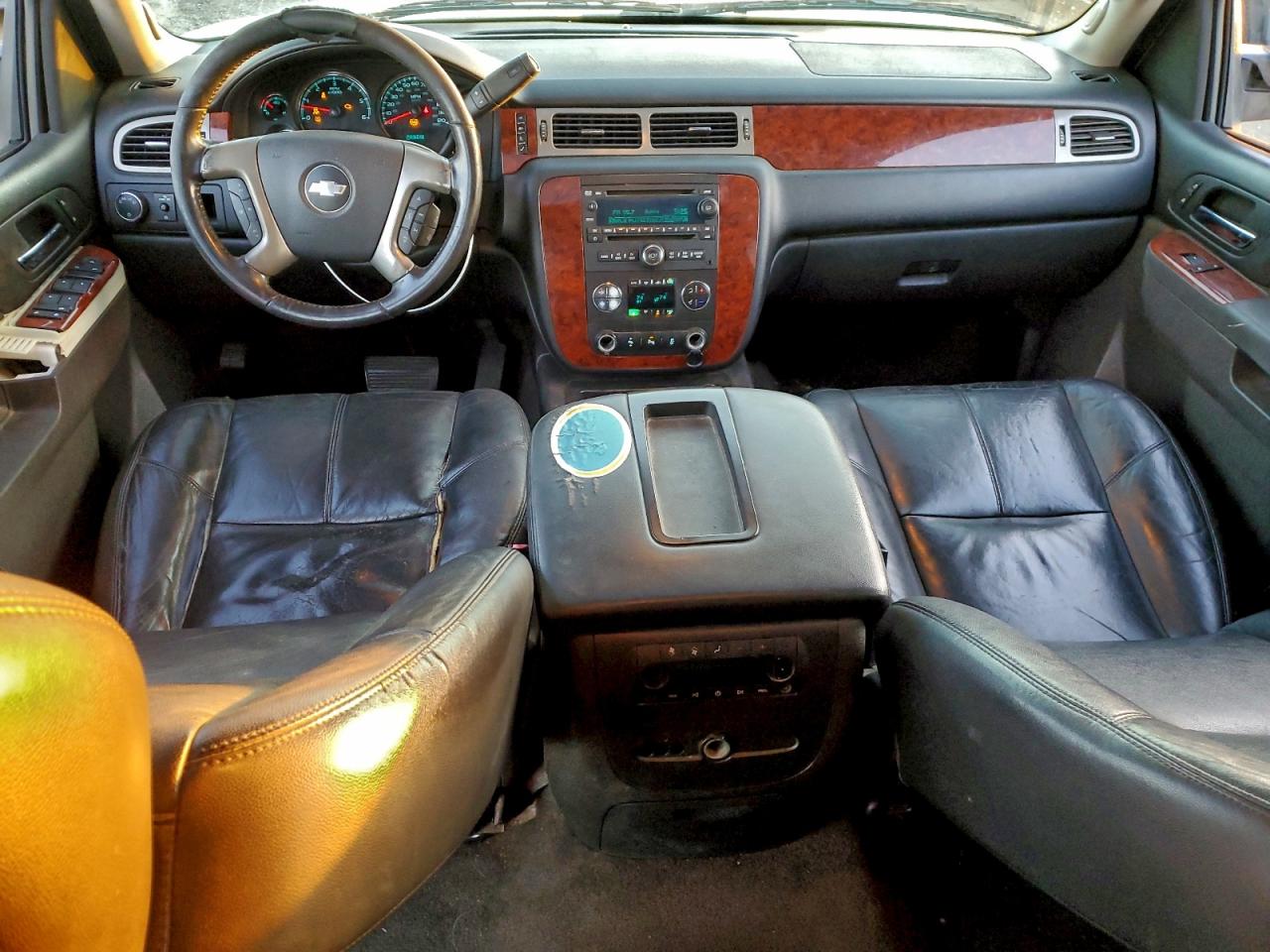 2013 Chevrolet Suburban C1500 Lt VIN: 1GNSCJE04DR231619 Lot: 94945565